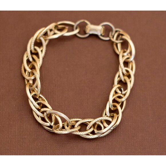 Vintage Rope Style Oval Gold Tone Chain Bracelet 8 inch by Coro - U12 - Picture 1 of 3